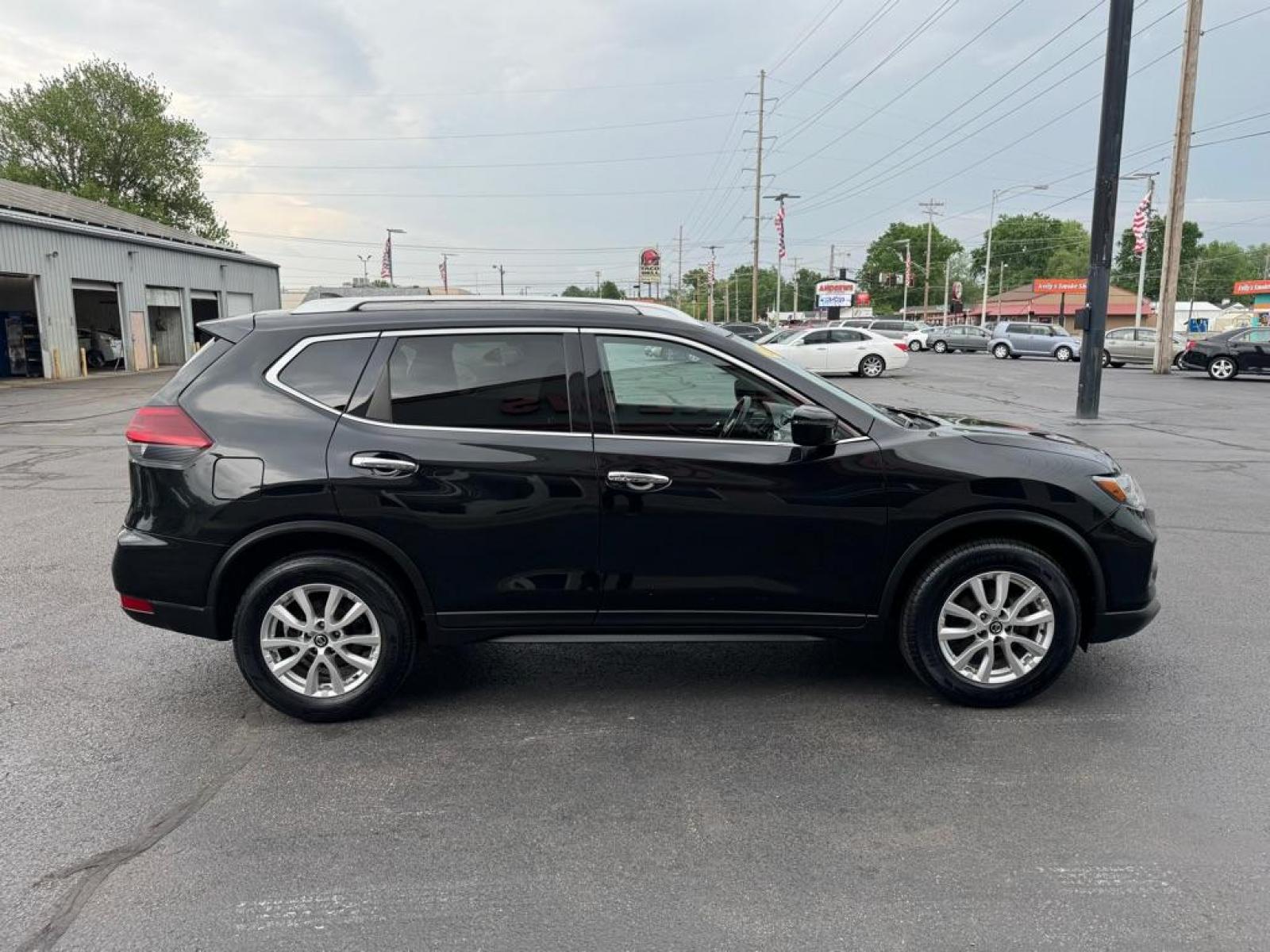 2018 BLACK NISSAN ROGUE S (KNMAT2MV6JP) with an 2.5L engine, Continuously Variable transmission, located at 3100 Covert Avenue, Evansville, IN, 47714, (812) 473-4492, 37.955418, -87.512238 - Photo #2