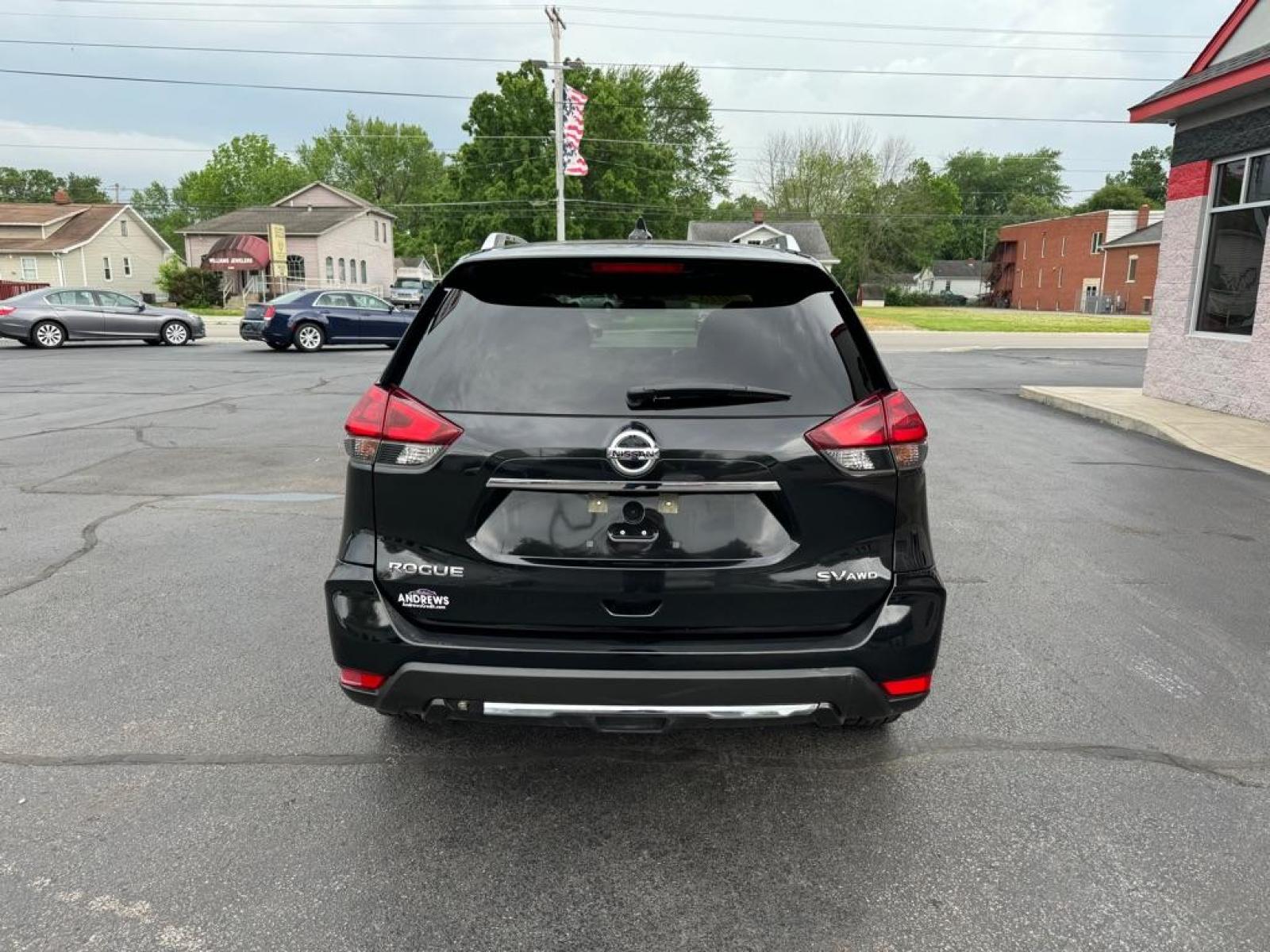 2018 BLACK NISSAN ROGUE S (KNMAT2MV6JP) with an 2.5L engine, Continuously Variable transmission, located at 3100 Covert Avenue, Evansville, IN, 47714, (812) 473-4492, 37.955418, -87.512238 - Photo #3