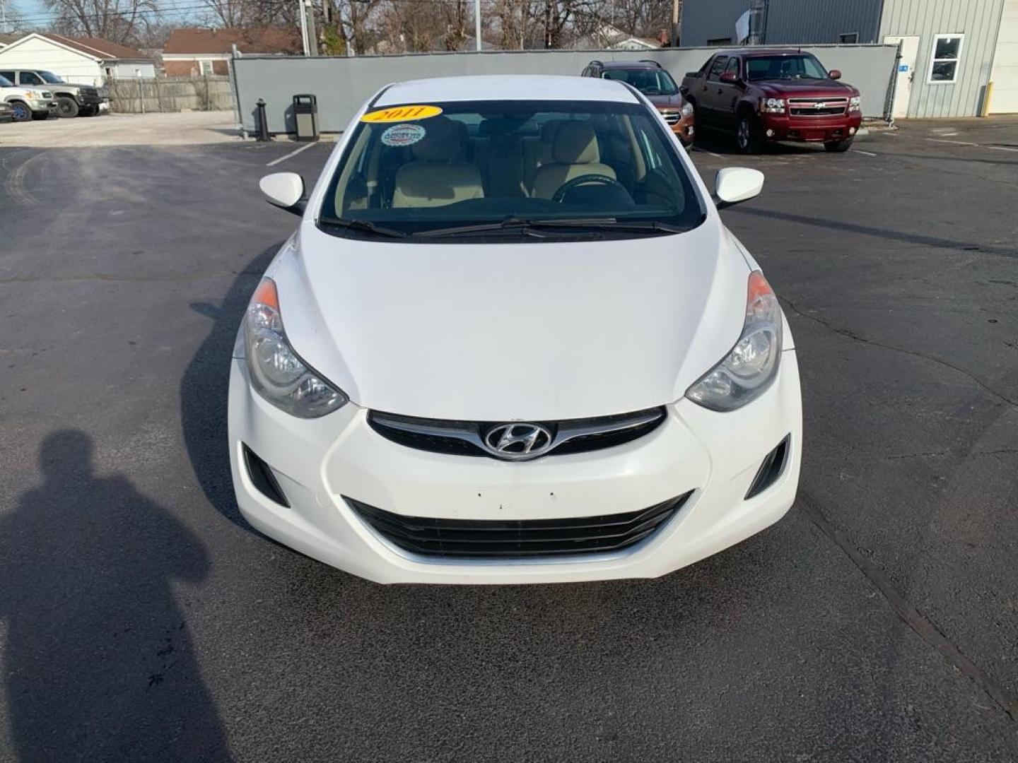 2011 WHITE HYUNDAI ELANTRA GLS (5NPDH4AE5BH) with an 1.8L engine, Automatic transmission, located at 3100 Covert Avenue, Evansville, IN, 47714, (812) 473-4492, 37.955418, -87.512238 - Photo#1