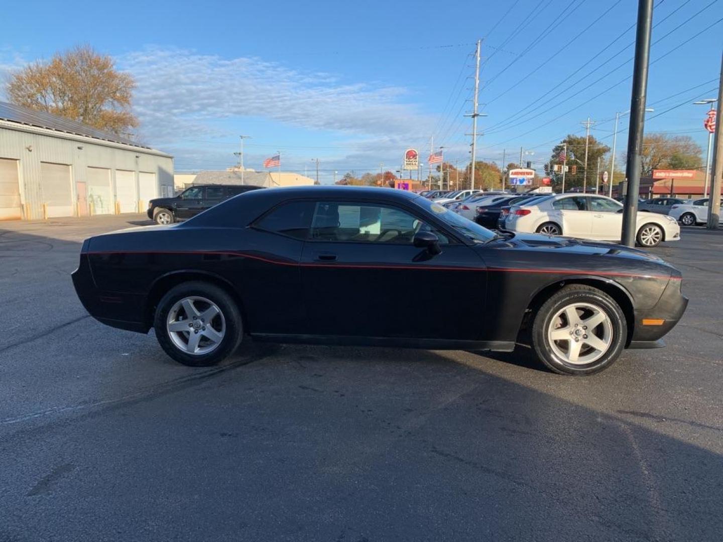 2010 BLACK DODGE CHALLENGER SE (2B3CJ4DV3AH) with an 3.5L engine, Automatic transmission, located at 3100 Covert Avenue, Evansville, IN, 47714, (812) 473-4492, 37.955418, -87.512238 - Photo#2