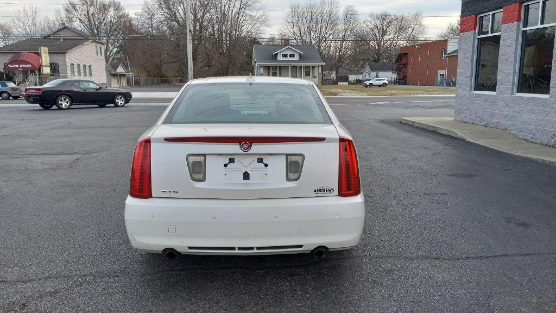 2011 WHITE CADILLAC STS LUXURY (1G6DW6ED0B0) with an 3.6L engine, Automatic transmission, located at 3100 Covert Avenue, Evansville, IN, 47714, (812) 473-4492, 37.955418, -87.512238 - Photo#3