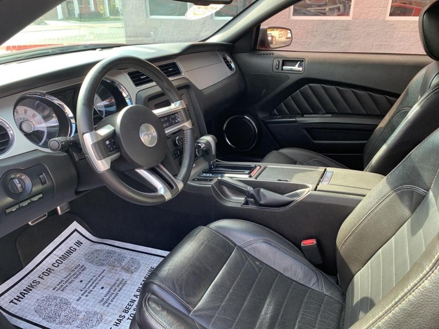 2010 RED FORD MUSTANG (1ZVBP8AN3A5) with an 4.0L engine, Automatic transmission, located at 3100 Covert Avenue, Evansville, IN, 47714, (812) 473-4492, 37.955418, -87.512238 - Photo#4