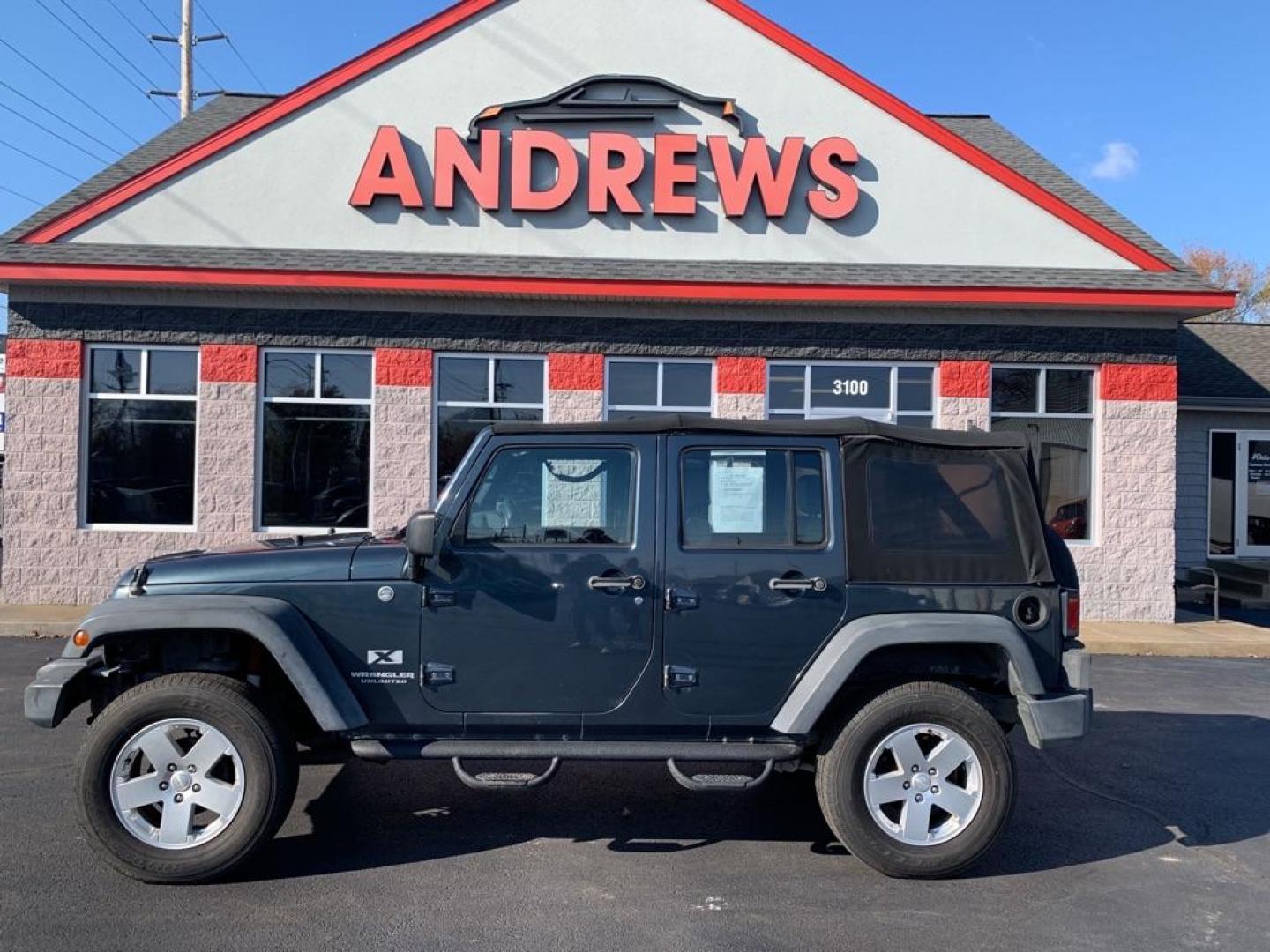 2007 GRAY JEEP WRANGLER X (1J4GA39137L) with an 3.8L engine, Automatic transmission, located at 3100 Covert Avenue, Evansville, IN, 47714, (812) 473-4492, 37.955418, -87.512238 - Photo#0