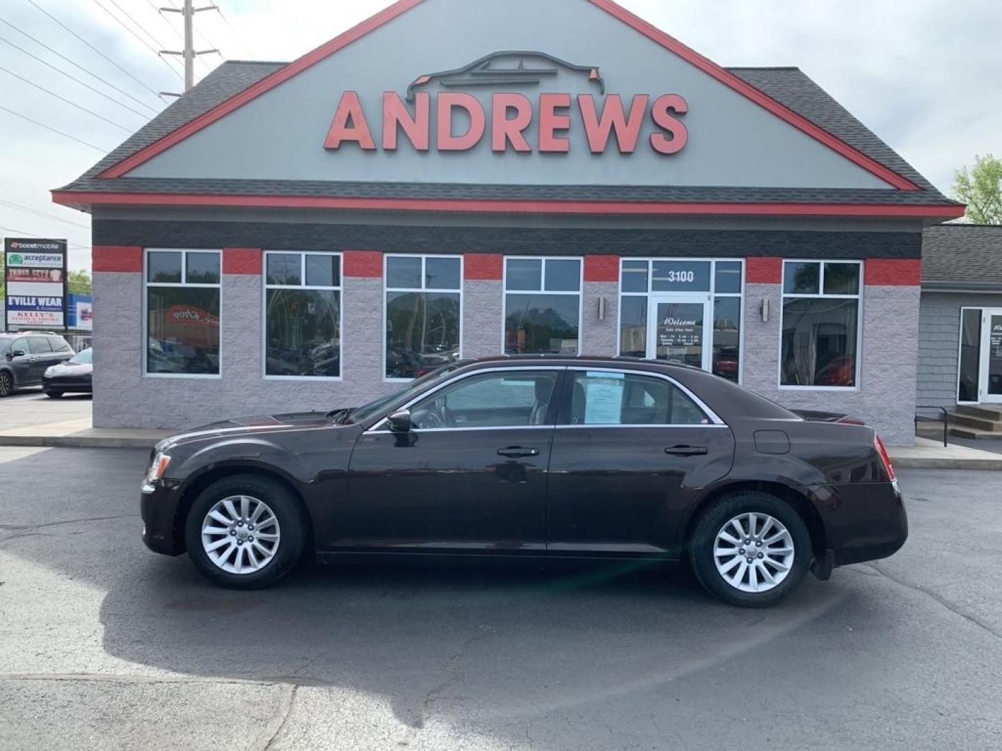 2012 GRAY CHRYSLER 300 (2C3CCAAG0CH) with an 3.6L engine, Automatic transmission, located at 3100 Covert Avenue, Evansville, IN, 47714, (812) 473-4492, 37.955418, -87.512238 - Photo#0