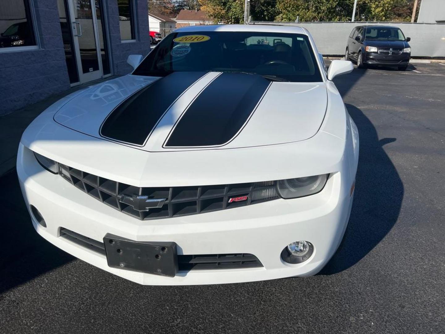 2010 WHITE CHEVROLET CAMARO LT (2G1FB1EV7A9) with an 3.6L engine, Automatic transmission, located at 3100 Covert Avenue, Evansville, IN, 47714, (812) 473-4492, 37.955418, -87.512238 - Photo#1