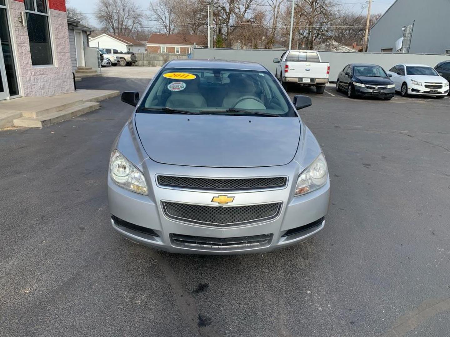 2011 SILVER CHEVROLET MALIBU LS (1G1ZB5E16BF) with an 2.4L engine, Automatic transmission, located at 3100 Covert Avenue, Evansville, IN, 47714, (812) 473-4492, 37.955418, -87.512238 - Photo#1