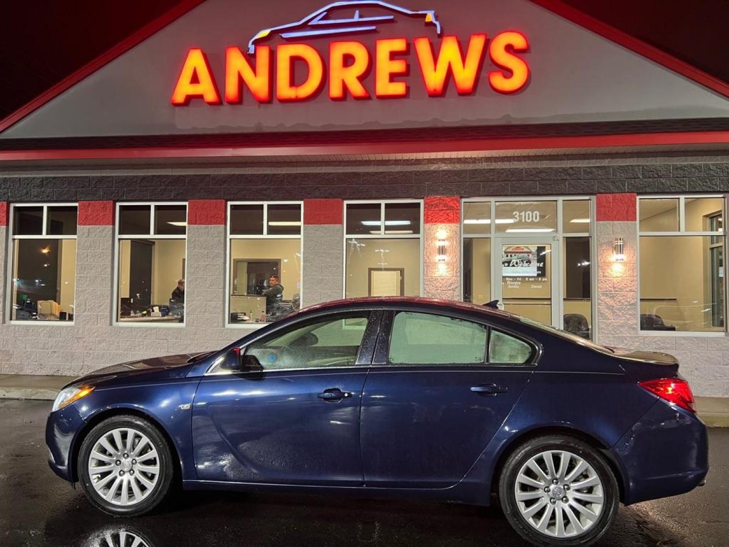 2011 BLUE BUICK REGAL CXL (W04GX5GV0B1) with an 2.0L engine, Automatic transmission, located at 3100 Covert Avenue, Evansville, IN, 47714, (812) 473-4492, 37.955418, -87.512238 - Photo#0