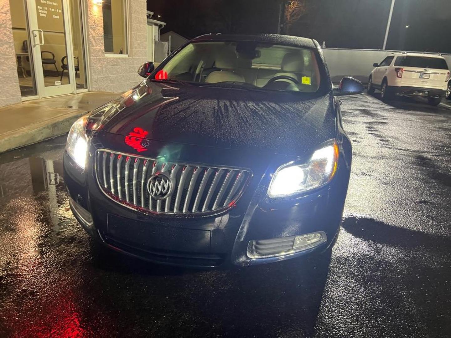 2011 BLUE BUICK REGAL CXL (W04GX5GV0B1) with an 2.0L engine, Automatic transmission, located at 3100 Covert Avenue, Evansville, IN, 47714, (812) 473-4492, 37.955418, -87.512238 - Photo#1