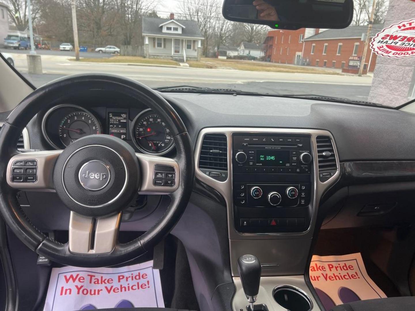 2012 BLUE JEEP GRAND CHEROKEE LAREDO (1C4RJFAG3CC) with an 3.6L engine, Automatic transmission, located at 3100 Covert Avenue, Evansville, IN, 47714, (812) 473-4492, 37.955418, -87.512238 - Photo#8