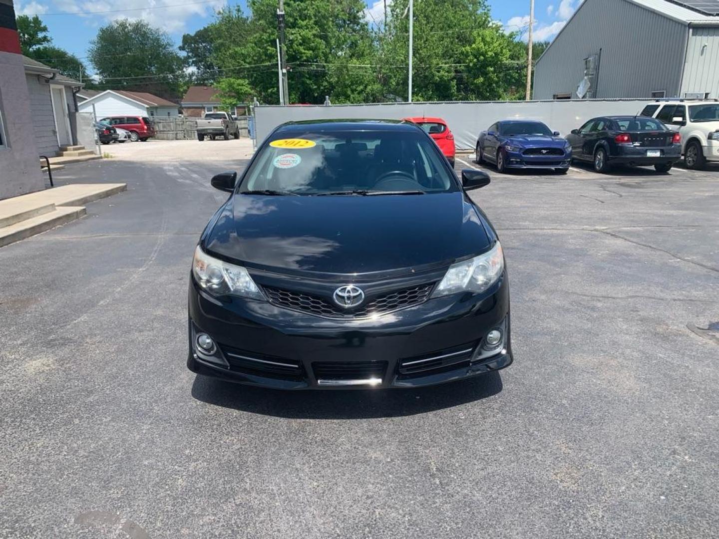 2012 BLACK TOYOTA CAMRY BASE (4T1BF1FK3CU) with an 2.5L engine, Automatic transmission, located at 3100 Covert Avenue, Evansville, IN, 47714, (812) 473-4492, 37.955418, -87.512238 - Photo#1