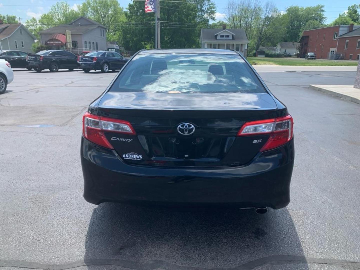 2012 BLACK TOYOTA CAMRY BASE (4T1BF1FK3CU) with an 2.5L engine, Automatic transmission, located at 3100 Covert Avenue, Evansville, IN, 47714, (812) 473-4492, 37.955418, -87.512238 - Photo#3