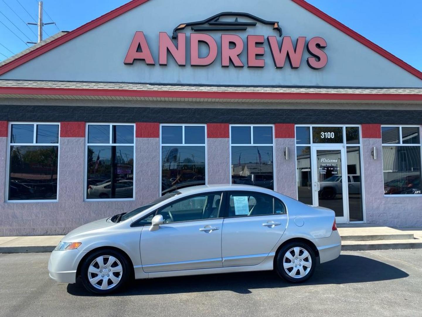 2006 SILVER HONDA CIVIC LX (1HGFA16576L) with an 1.8L engine, Automatic transmission, located at 3100 Covert Avenue, Evansville, IN, 47714, (812) 473-4492, 37.955418, -87.512238 - Photo#0