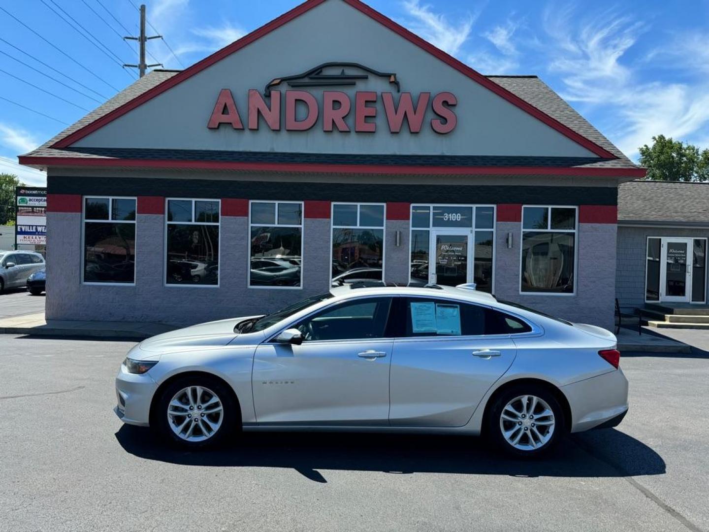 2016 SILVER CHEVROLET MALIBU LT (1G1ZE5ST0GF) with an 1.5L engine, Automatic transmission, located at 3100 Covert Avenue, Evansville, IN, 47714, (812) 473-4492, 37.955418, -87.512238 - Photo#0