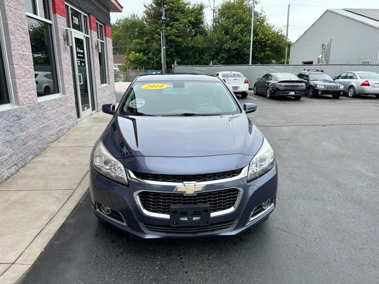 2014 BLUE CHEVROLET MALIBU 2LT (1G11E5SL4EF) with an 2.5L engine, Automatic transmission, located at 3100 Covert Avenue, Evansville, IN, 47714, (812) 473-4492, 37.955418, -87.512238 - Photo#1