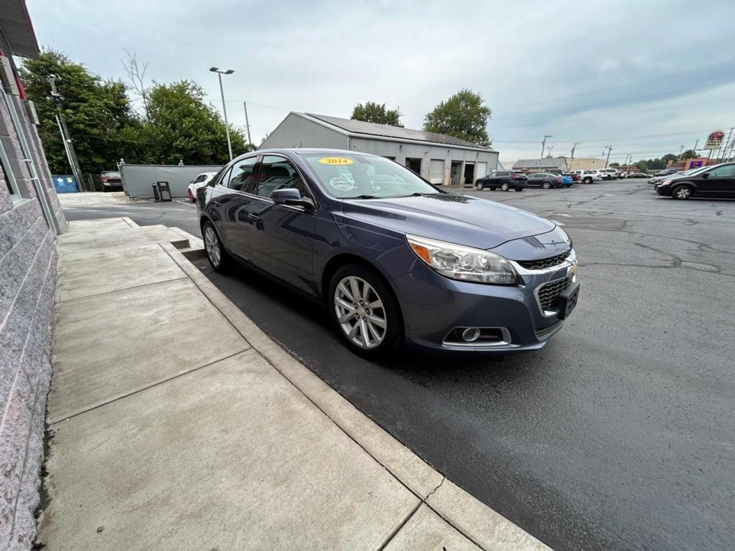 2014 BLUE CHEVROLET MALIBU 2LT (1G11E5SL4EF) with an 2.5L engine, Automatic transmission, located at 3100 Covert Avenue, Evansville, IN, 47714, (812) 473-4492, 37.955418, -87.512238 - Photo#2