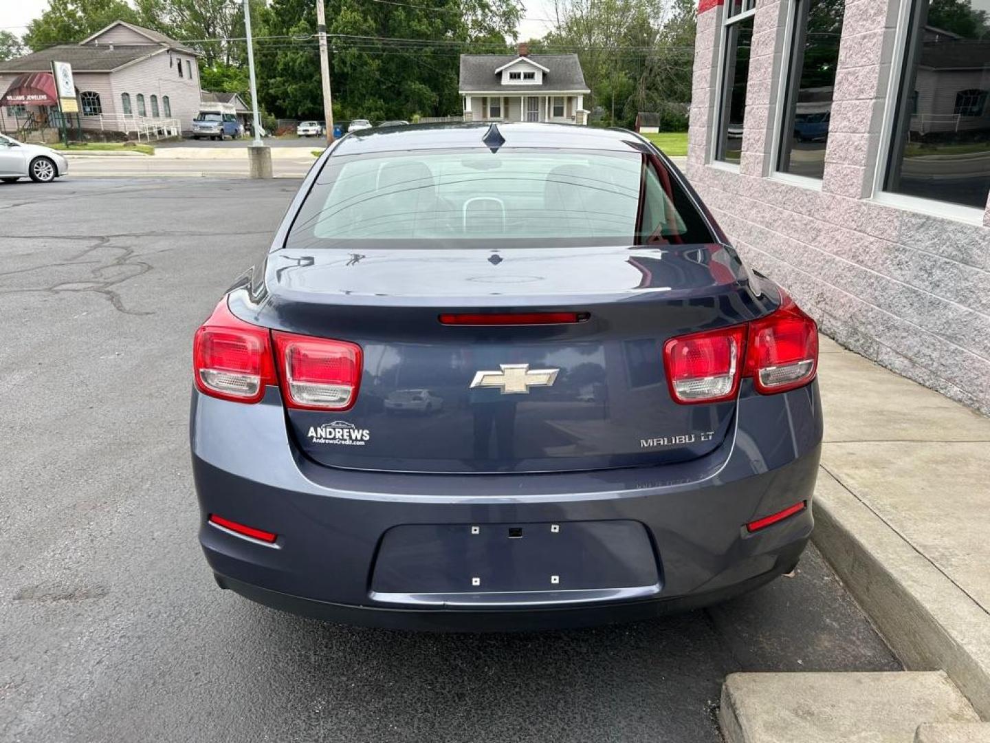 2014 BLUE CHEVROLET MALIBU 2LT (1G11E5SL4EF) with an 2.5L engine, Automatic transmission, located at 3100 Covert Avenue, Evansville, IN, 47714, (812) 473-4492, 37.955418, -87.512238 - Photo#3