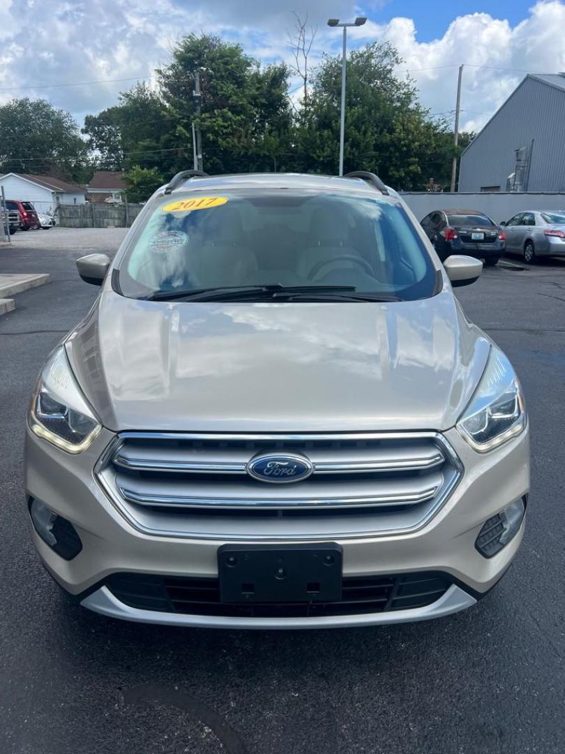 2017 SILVER FORD ESCAPE SE (1FMCU9GD8HU) with an 1.5L engine, Automatic transmission, located at 3100 Covert Avenue, Evansville, IN, 47714, (812) 473-4492, 37.955418, -87.512238 - Photo#1