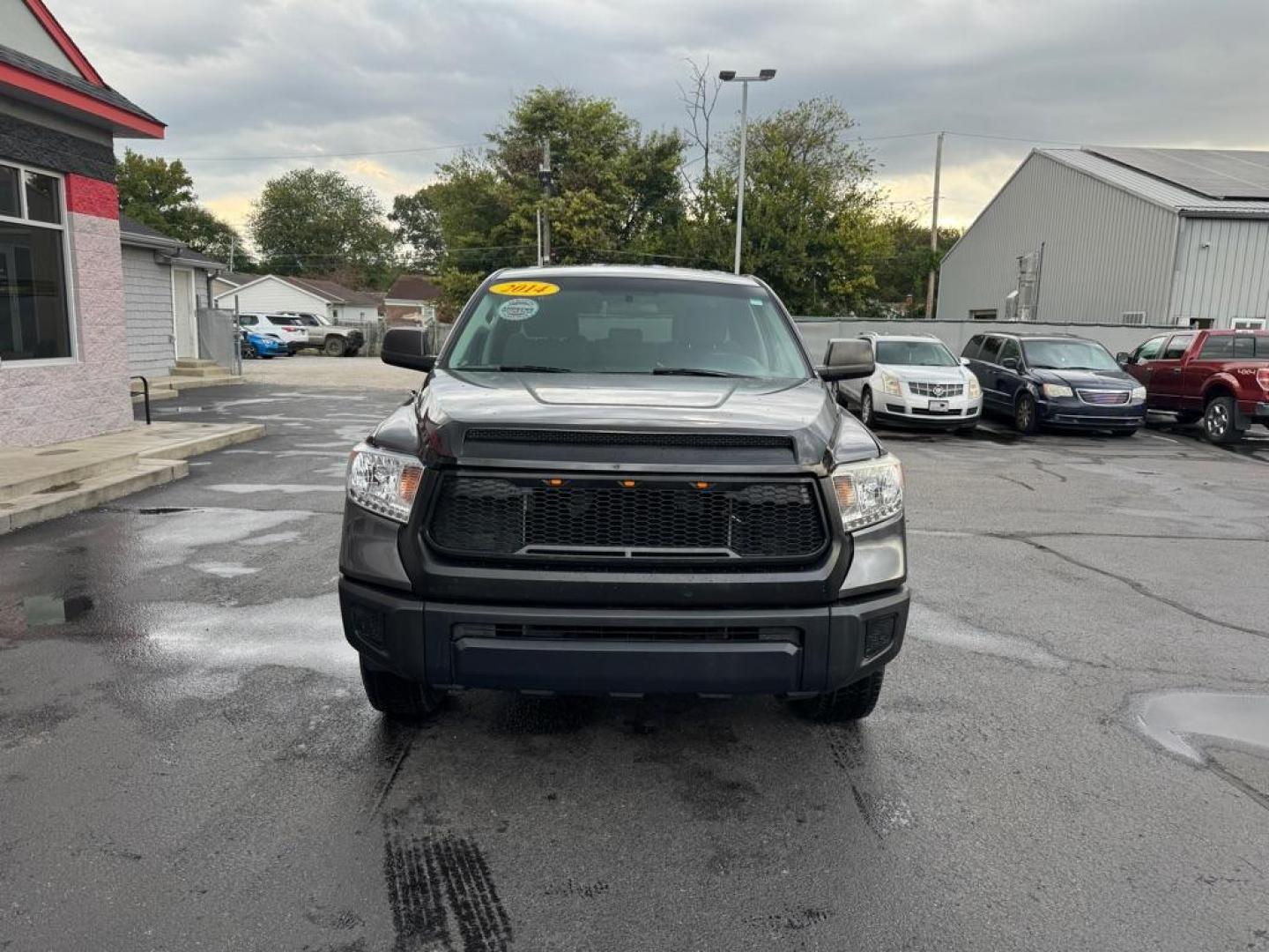 2014 BLACK TOYOTA TUNDRA DOUBLE CAB SR/SR5 (5TFRM5F18EX) with an 4.6L engine, Automatic transmission, located at 3100 Covert Avenue, Evansville, IN, 47714, (812) 473-4492, 37.955418, -87.512238 - Photo#1