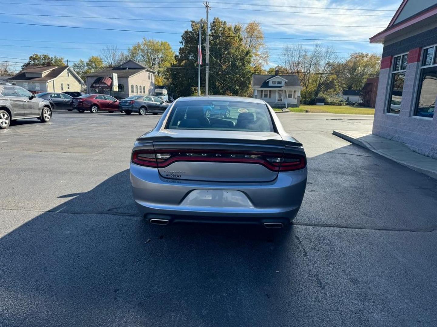 2017 SILVER DODGE CHARGER SE (2C3CDXBG5HH) with an 3.6L engine, Automatic transmission, located at 3100 Covert Avenue, Evansville, IN, 47714, (812) 473-4492, 37.955418, -87.512238 - Photo#3