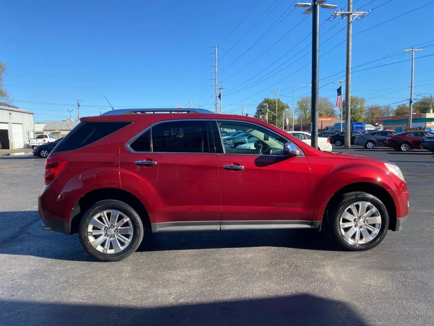 2011 RED CHEVROLET EQUINOX LT (2CNFLPE55B6) with an 3.0L engine, Automatic transmission, located at 3100 Covert Avenue, Evansville, IN, 47714, (812) 473-4492, 37.955418, -87.512238 - Photo#2