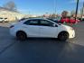 2016 WHITE TOYOTA COROLLA L (5YFBURHE7GP) with an 1.8L engine, Automatic transmission, located at 3100 Covert Avenue, Evansville, IN, 47714, (812) 473-4492, 37.955418, -87.512238 - Photo#2