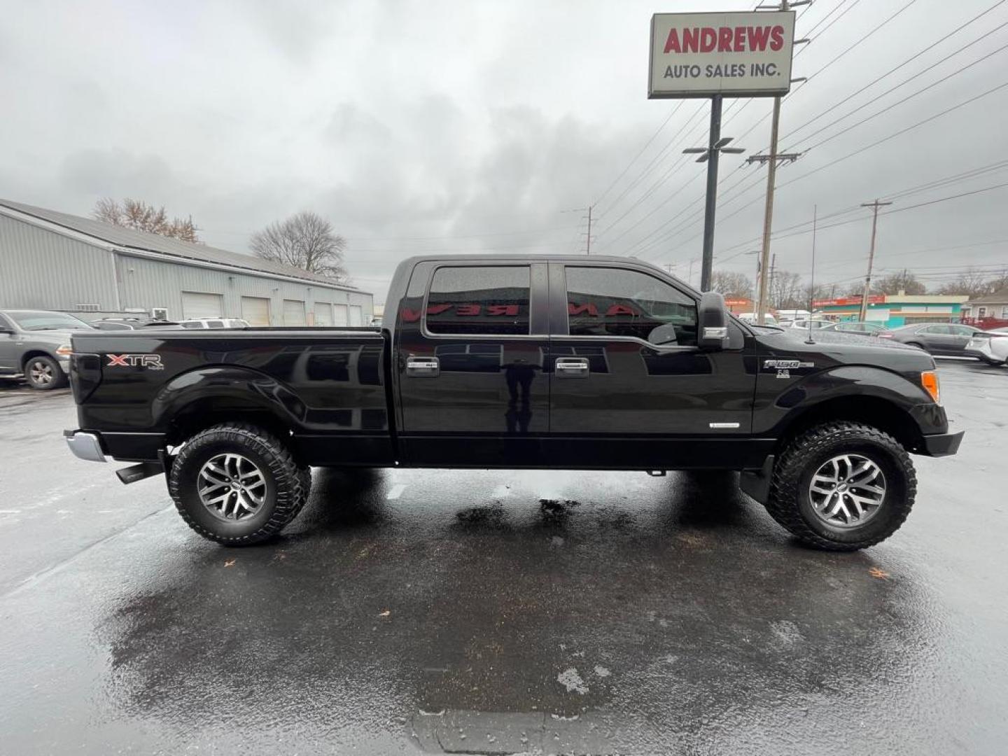 2013 BLACK FORD F150 SUPERCREW (1FTFW1ET1DF) with an 3.5L engine, Automatic transmission, located at 3100 Covert Avenue, Evansville, IN, 47714, (812) 473-4492, 37.955418, -87.512238 - Photo#2