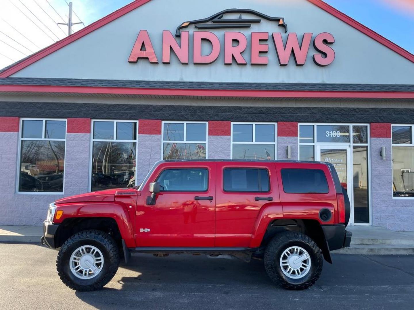 2008 RED HUMMER H3 (5GTEN13E888) with an 3.7L engine, Automatic transmission, located at 3100 Covert Avenue, Evansville, IN, 47714, (812) 473-4492, 37.955418, -87.512238 - Photo#0