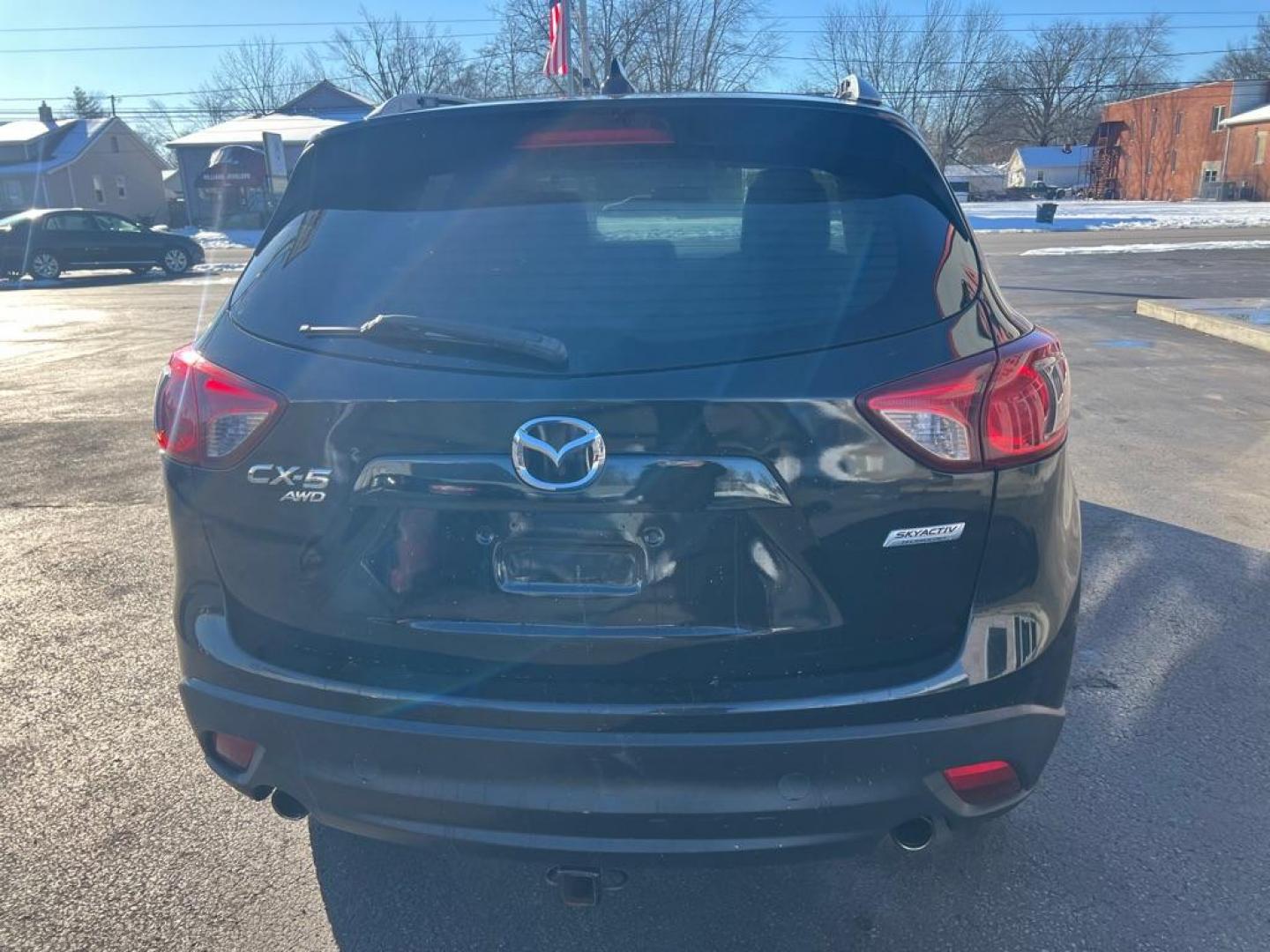 2016 BLACK MAZDA CX-5 TOURING (JM3KE4CY3G0) with an 2.5L engine, Automatic transmission, located at 3100 Covert Avenue, Evansville, IN, 47714, (812) 473-4492, 37.955418, -87.512238 - Photo#3