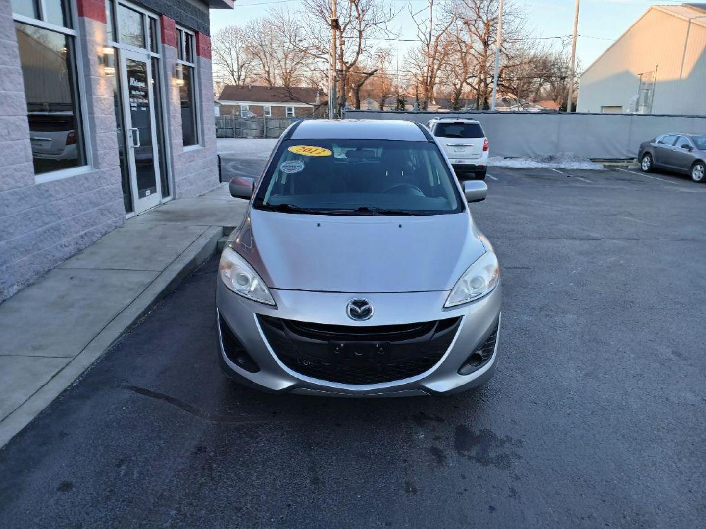 2012 SILVER MAZDA 5 (JM1CW2BL9C0) with an 2.5L engine, Automatic transmission, located at 3100 Covert Avenue, Evansville, IN, 47714, (812) 473-4492, 37.955418, -87.512238 - Photo#7