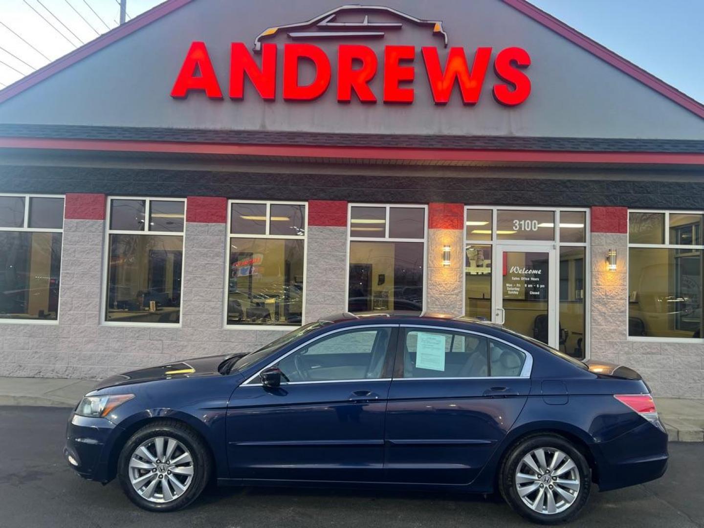 2011 BLUE HONDA ACCORD EXL (1HGCP2F86BA) with an 2.4L engine, Automatic transmission, located at 3100 Covert Avenue, Evansville, IN, 47714, (812) 473-4492, 37.955418, -87.512238 - Photo#0