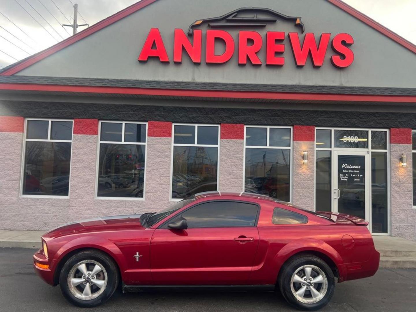 2007 RED FORD MUSTANG (1ZVFT80N575) with an 4.0L engine, Automatic transmission, located at 3100 Covert Avenue, Evansville, IN, 47714, (812) 473-4492, 37.955418, -87.512238 - Photo#0