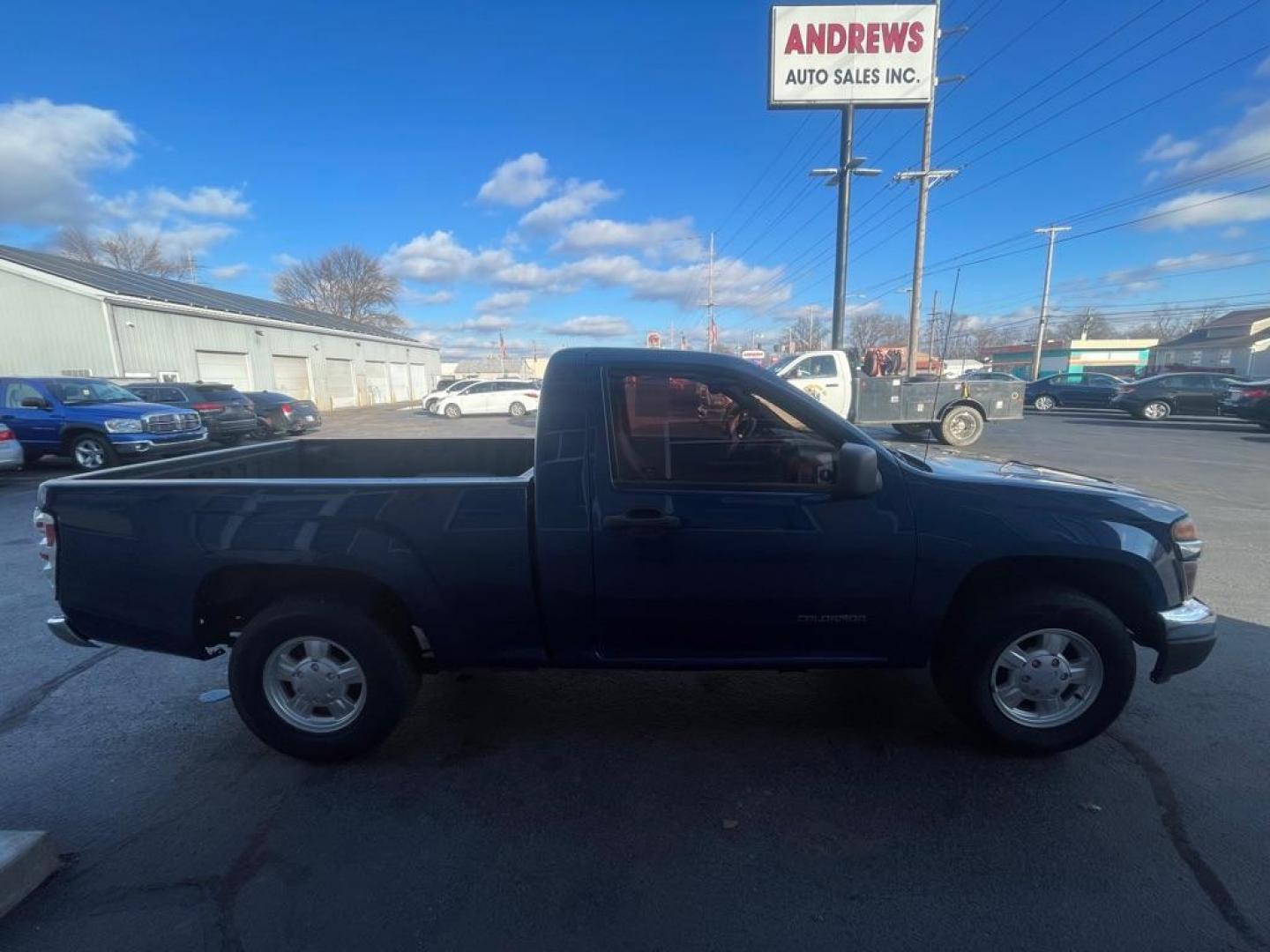 2005 BLUE CHEVROLET COLORADO (1GCCS146058) with an 3.5L engine, Automatic transmission, located at 3100 Covert Avenue, Evansville, IN, 47714, (812) 473-4492, 37.955418, -87.512238 - Photo#2