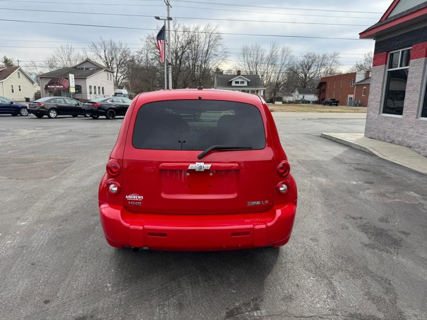 2009 RED CHEVROLET HHR LS (3GNCA13B99S) with an 2.2L engine, Automatic transmission, located at 3100 Covert Avenue, Evansville, IN, 47714, (812) 473-4492, 37.955418, -87.512238 - Photo#3