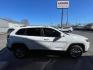 2019 WHITE JEEP CHEROKEE LATITUDE PLUS (1C4PJLLN1KD) with an 2.0L engine, Automatic transmission, located at 3100 Covert Avenue, Evansville, IN, 47714, (812) 473-4492, 37.955418, -87.512238 - Photo#2